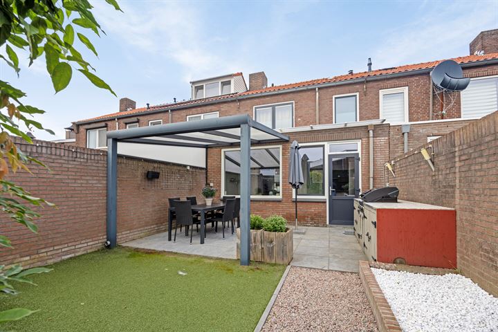 Bekijk foto 32 van Eksterstraat 11