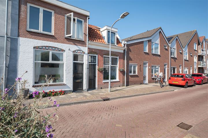 View photo 28 of Kamperstraat 56