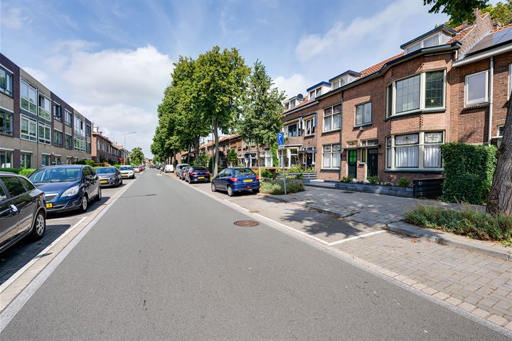 Bekijk foto 2 van Bankastraat 50