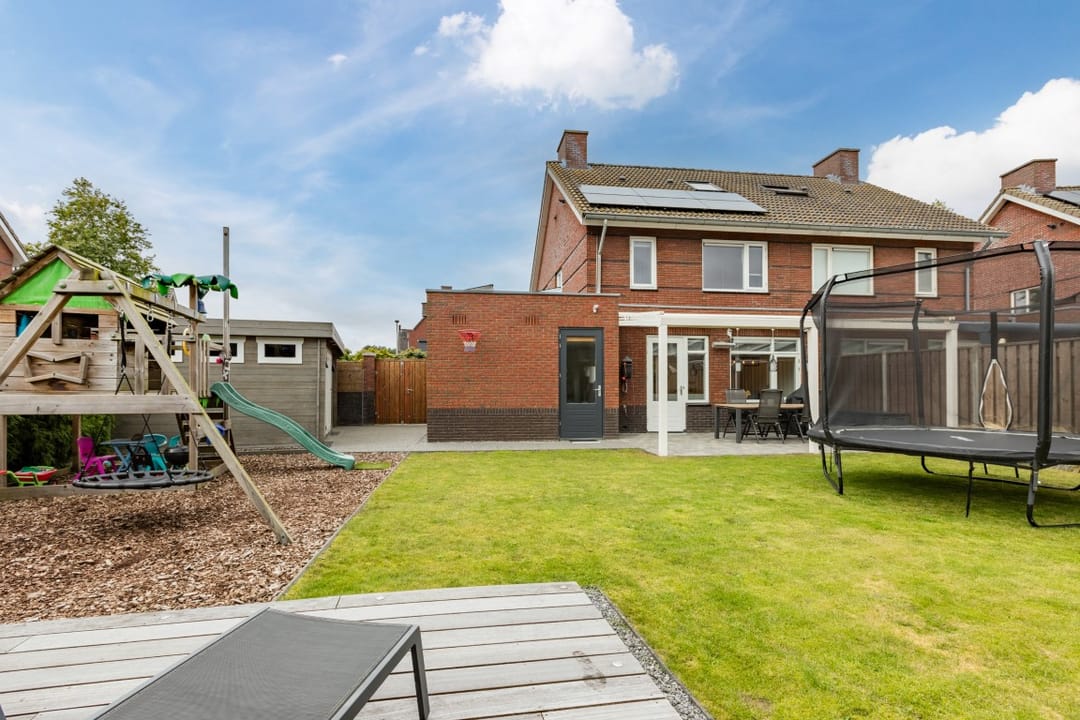 Foto 2 van in d' Hoef 38