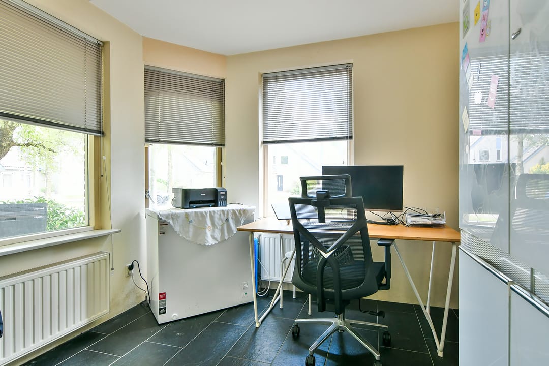 Foto 7 van Bertha von Suttnerlaan 4