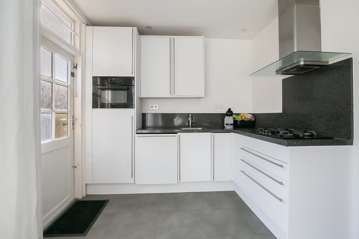 Foto 6 van Parallelweg 66