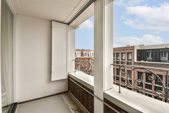 Bekijk foto 13 van Cornelis Vermuydenstraat 110