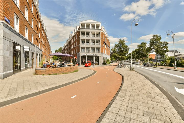 Bekijk foto 22 van Cornelis Vermuydenstraat 110