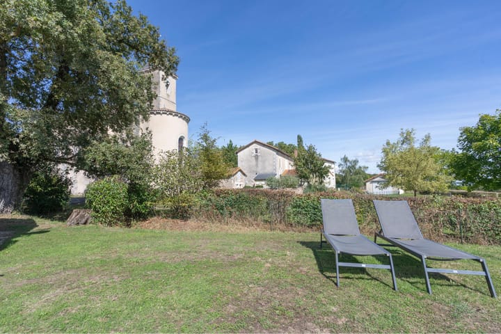 Foto 8 van Le Bourg est 11