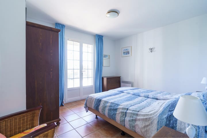 Foto 30 van Le Bourg est 11