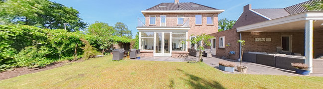 View 360° photo of Achtertuin of Van der Waalslaan 1