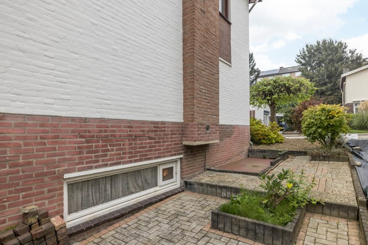 Foto 30 van Houbiersstraat 4