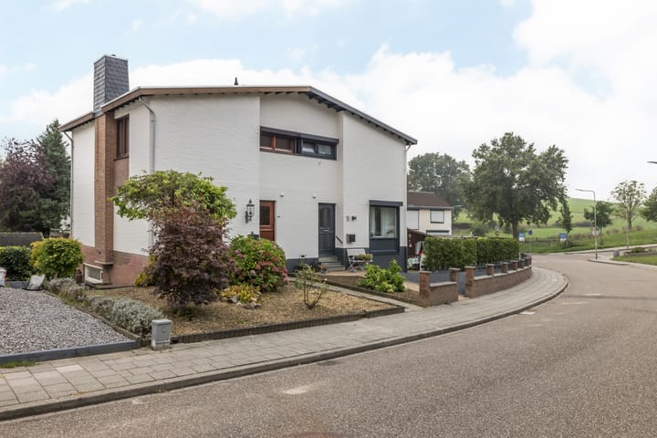 Foto 1 van Houbiersstraat 4