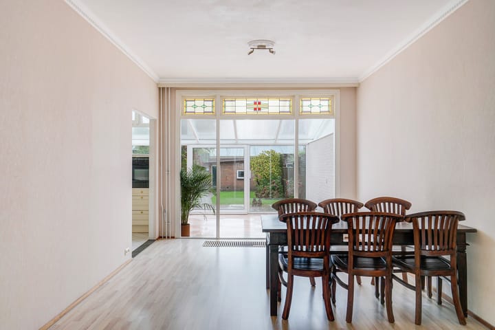 Foto 15 van Van Zuylen van Nijeveltstraat 212