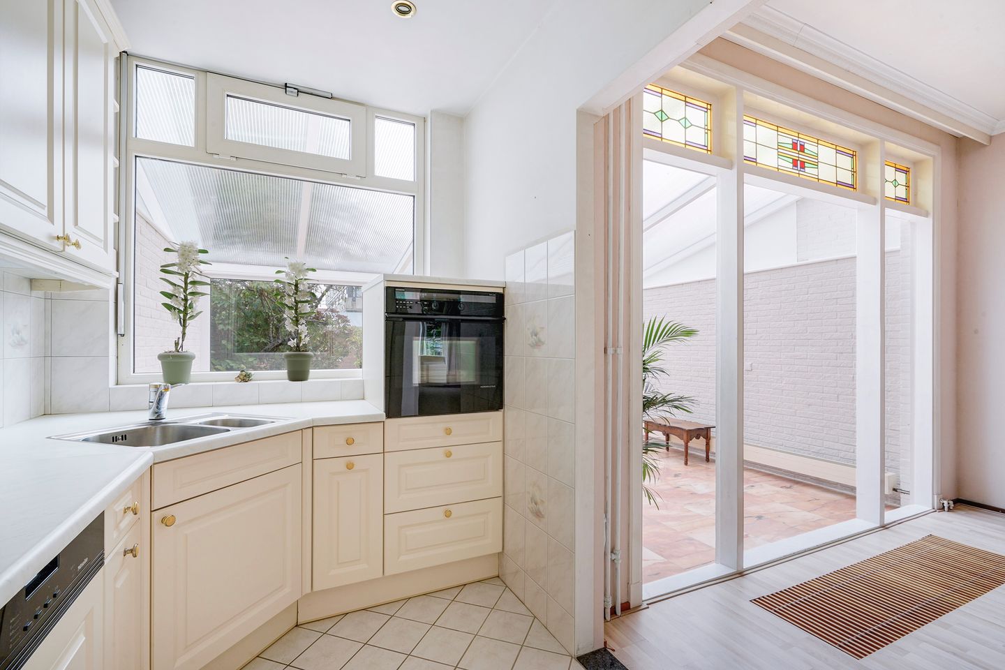 Foto 19 van Van Zuylen van Nijeveltstraat 212