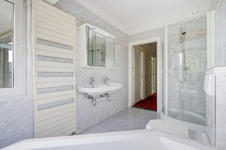 Foto 33 van Van Zuylen van Nijeveltstraat 212