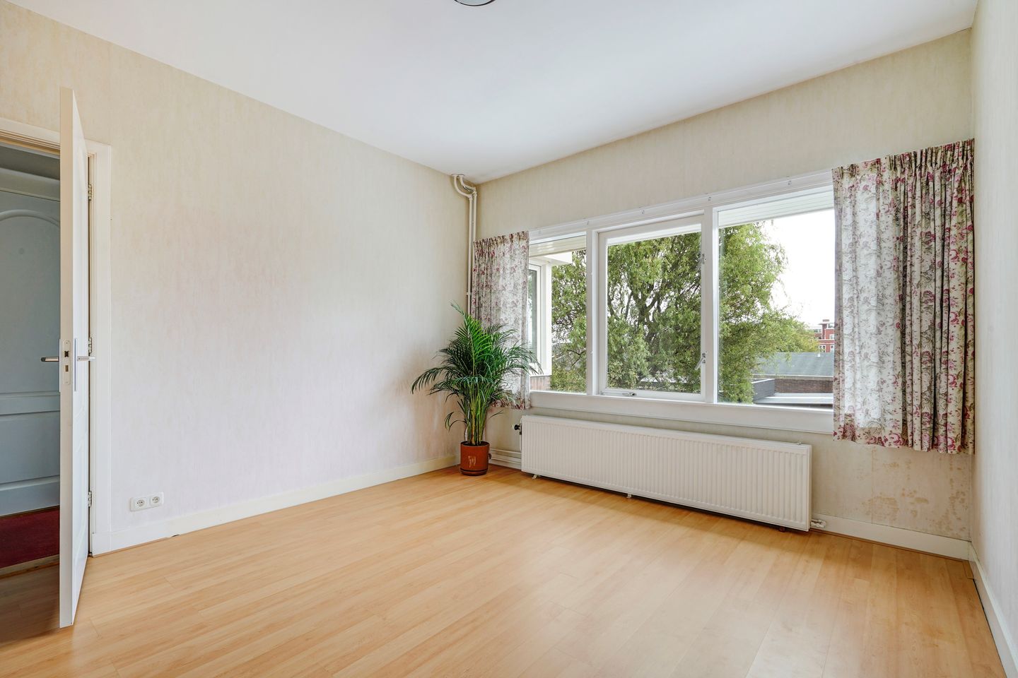 Foto 34 van Van Zuylen van Nijeveltstraat 212