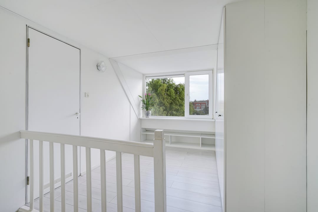 Foto 41 van Van Zuylen van Nijeveltstraat 212