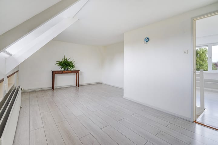 Foto 46 van Van Zuylen van Nijeveltstraat 212