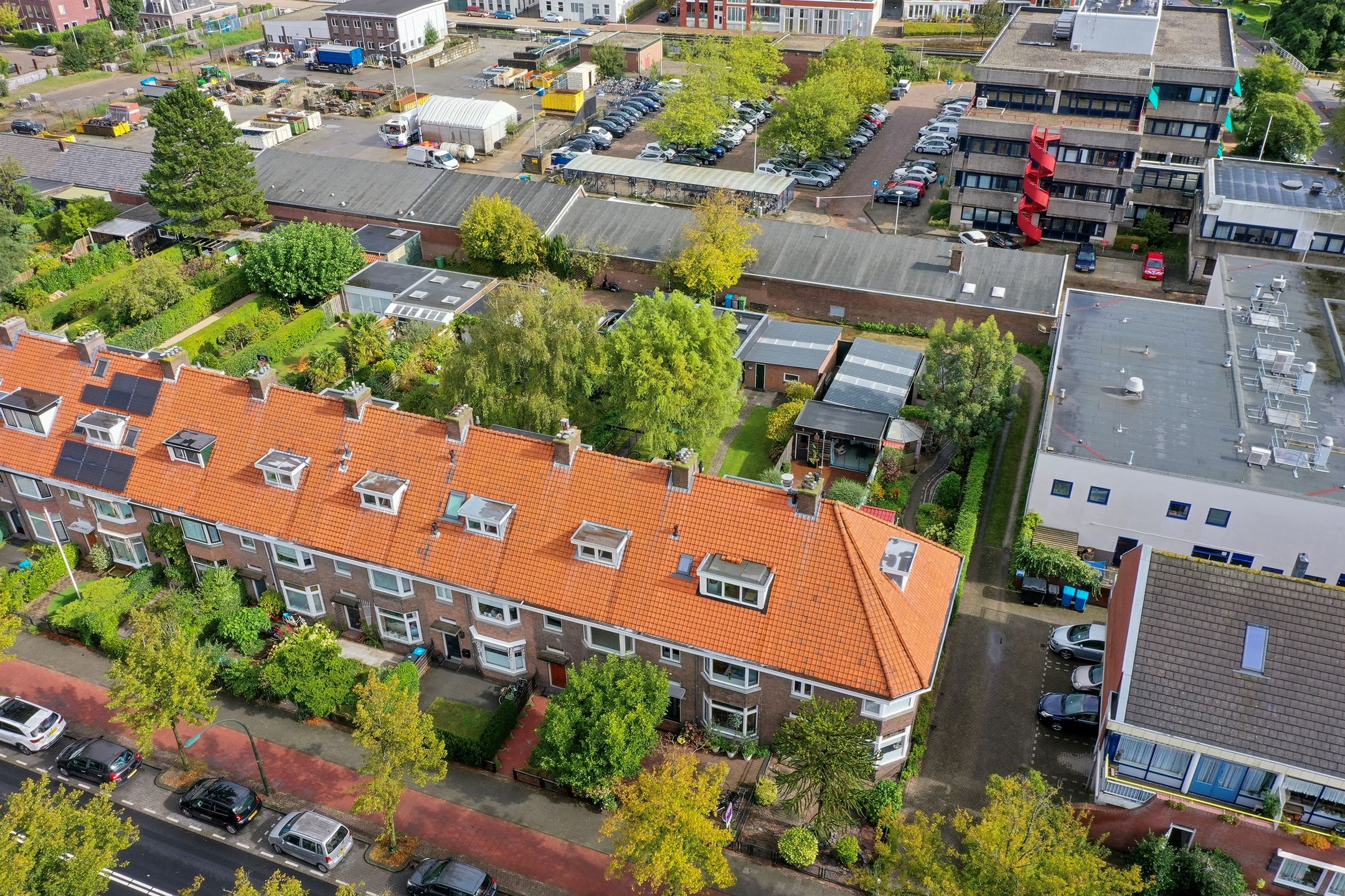 Foto 54 van Van Zuylen van Nijeveltstraat 212