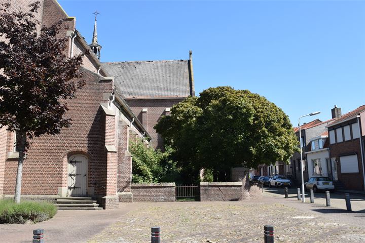 View photo 28 of Trapstraat 9