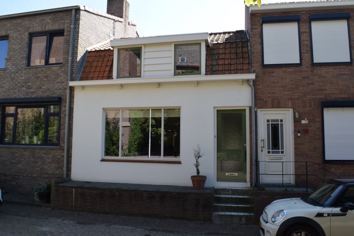 View photo 29 of Trapstraat 9