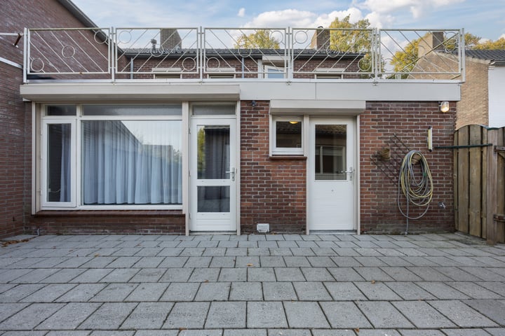 Bekijk foto 45 van Lindenlaan 33