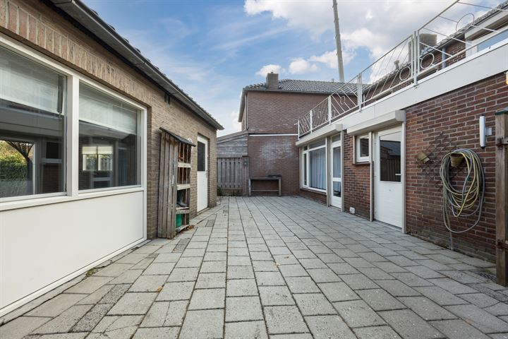 Bekijk foto 46 van Lindenlaan 33