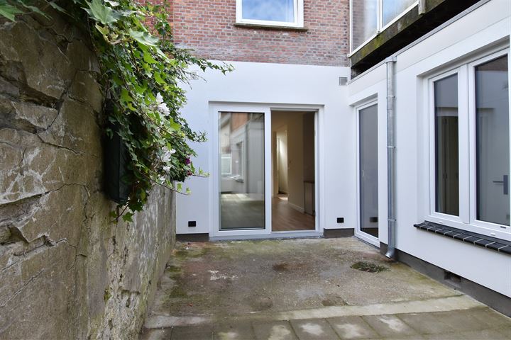 Bekijk foto 11 van Rottermontstraat 37