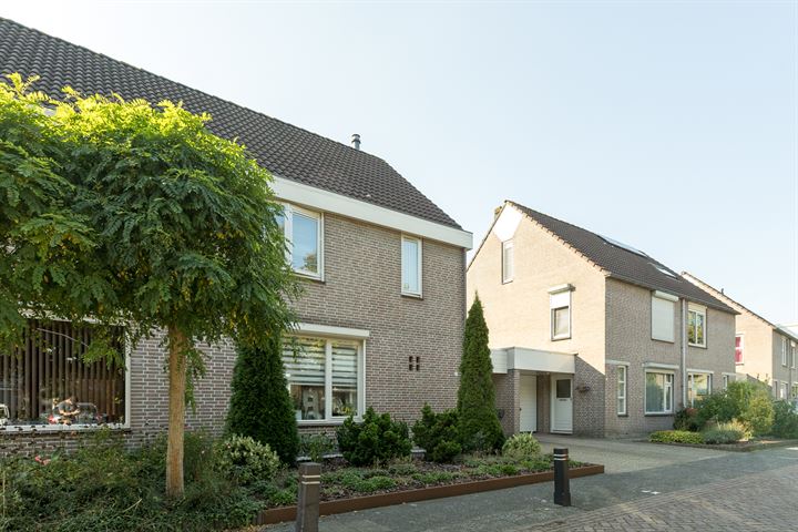 Bekijk foto 39 van Jeroen Boschstraat 7