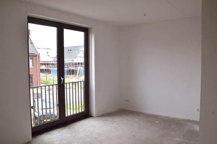 Foto 24 van De Oversteek 30