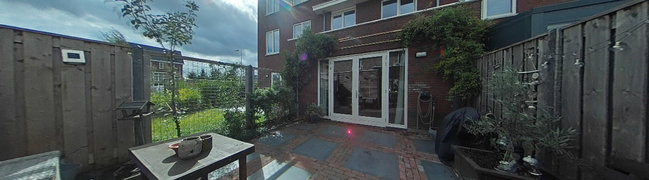 View 360° photo of Achtertuin of Burgemeester van Dijkesingel 108