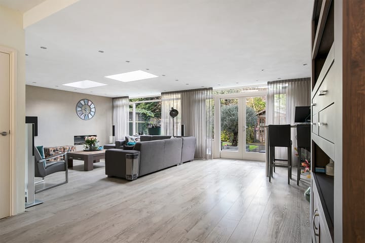 Foto 12 van Willem Pijperstraat 13