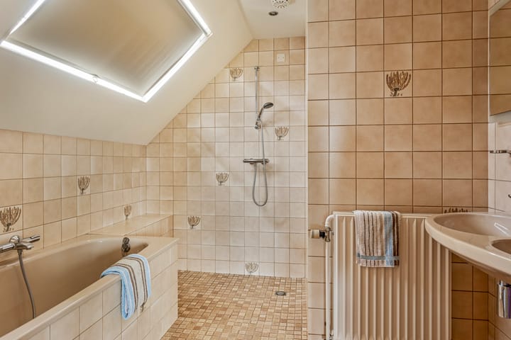 Foto 37 van Leliestraat 24