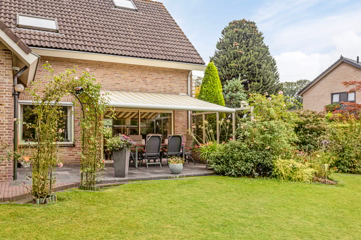 Foto 58 van Leliestraat 24