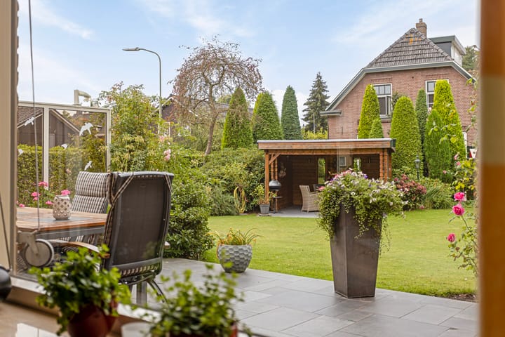 Foto 63 van Leliestraat 24