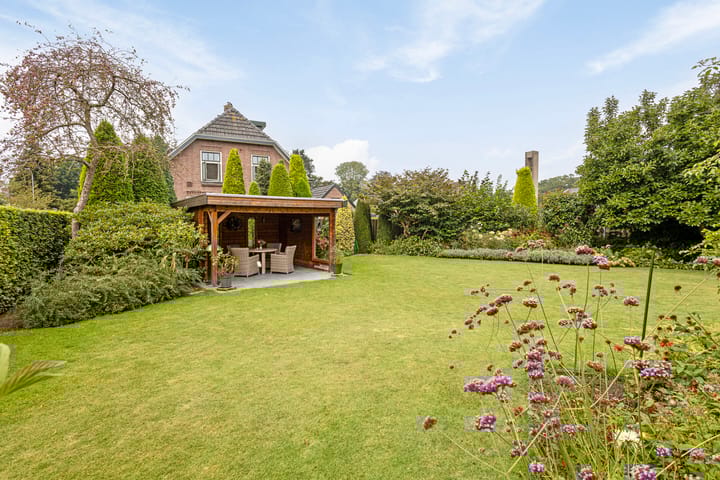 Foto 69 van Leliestraat 24