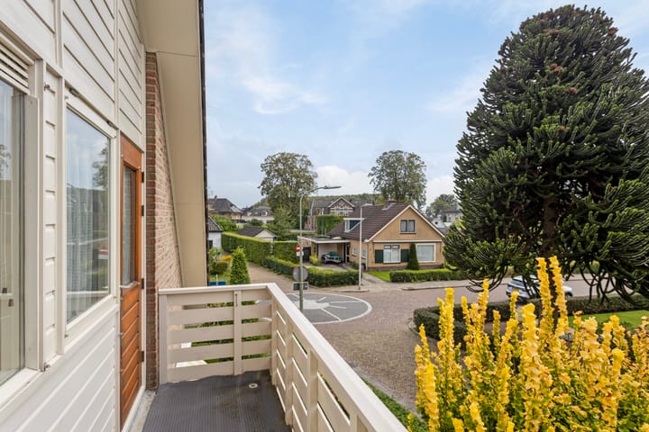 Foto 75 van Leliestraat 24