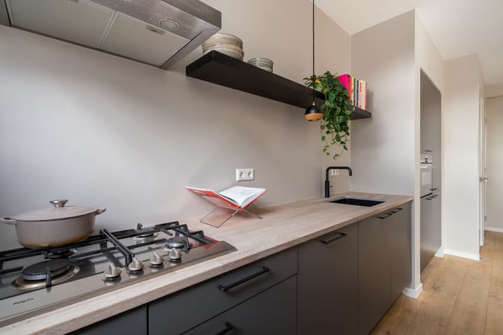 Foto 24 van Blommersdijkselaan 8-B02