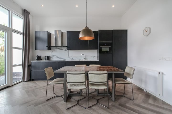 Foto 8 van Loverensestraat 11-D11