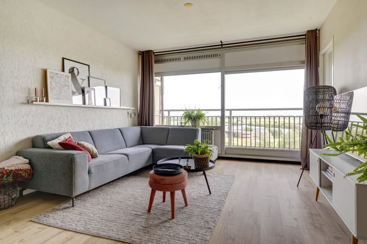 Photo 2 of Aalscholversingel 552