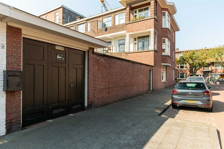 Bekijk foto 1 van Perenstraat 6