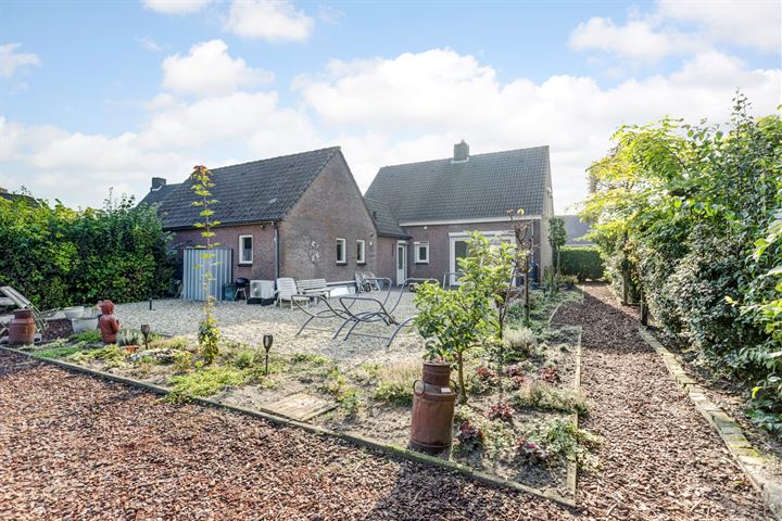 View photo 32 of Van Dijcklaan 3