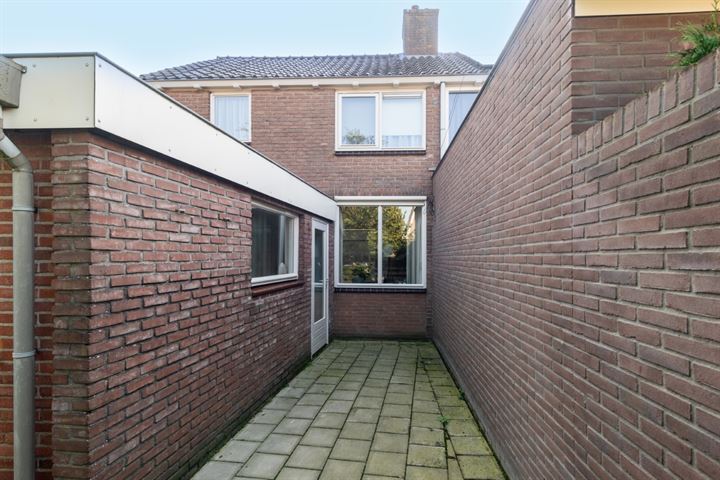 Bekijk foto 23 van Prins Bernhardstraat 55