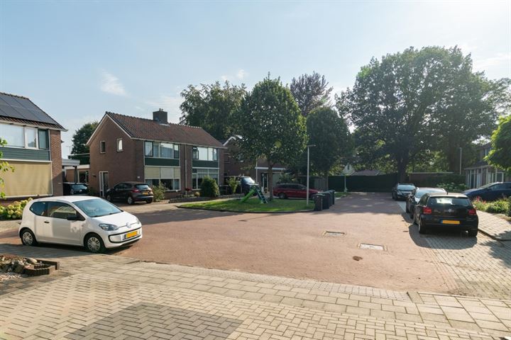 Bekijk foto 30 van Prins Bernhardstraat 55