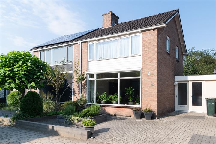 Bekijk foto 31 van Prins Bernhardstraat 55