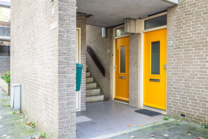 Bekijk foto 2 van Berlijnstraat 86