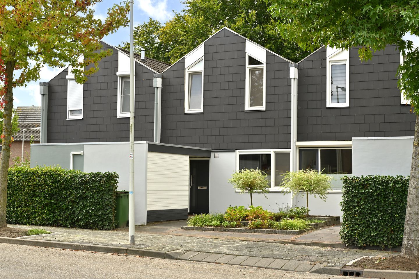 Foto 1 van Lambertijnenlaan 53