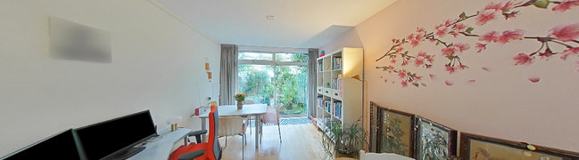 View 360° photo of Woonkamer of Dahlialaan 74