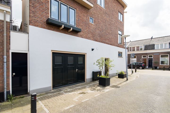 View photo 2 of Oudwijkerveldstraat 86