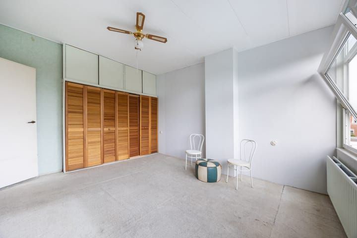 Foto 41 van Verhagen Metmanstraat 9