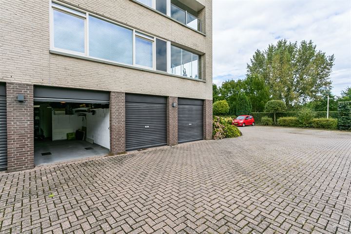 Bekijk foto 30 van Thalesstraat 41