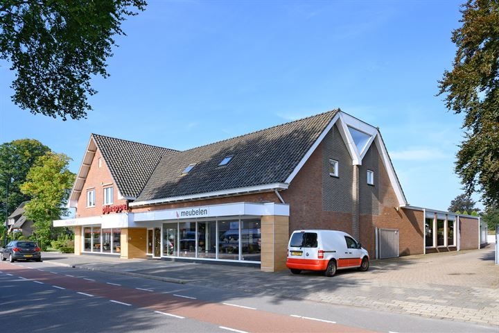 Hoofdweg 45, Loenen