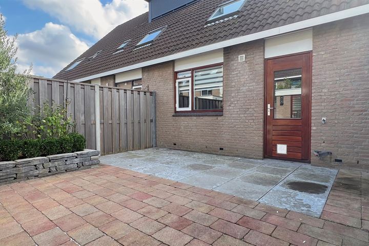 Bekijk foto 36 van Beethovenlaan 71